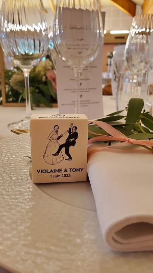 SAVONS PERSONNALISES POUR ÉVÉNEMENTS